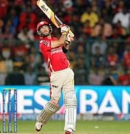 ग्लेन मैक्सवेल